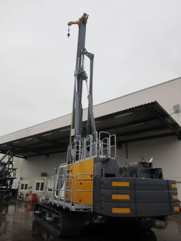 Bauer / RTG RM 20 Piling rigs