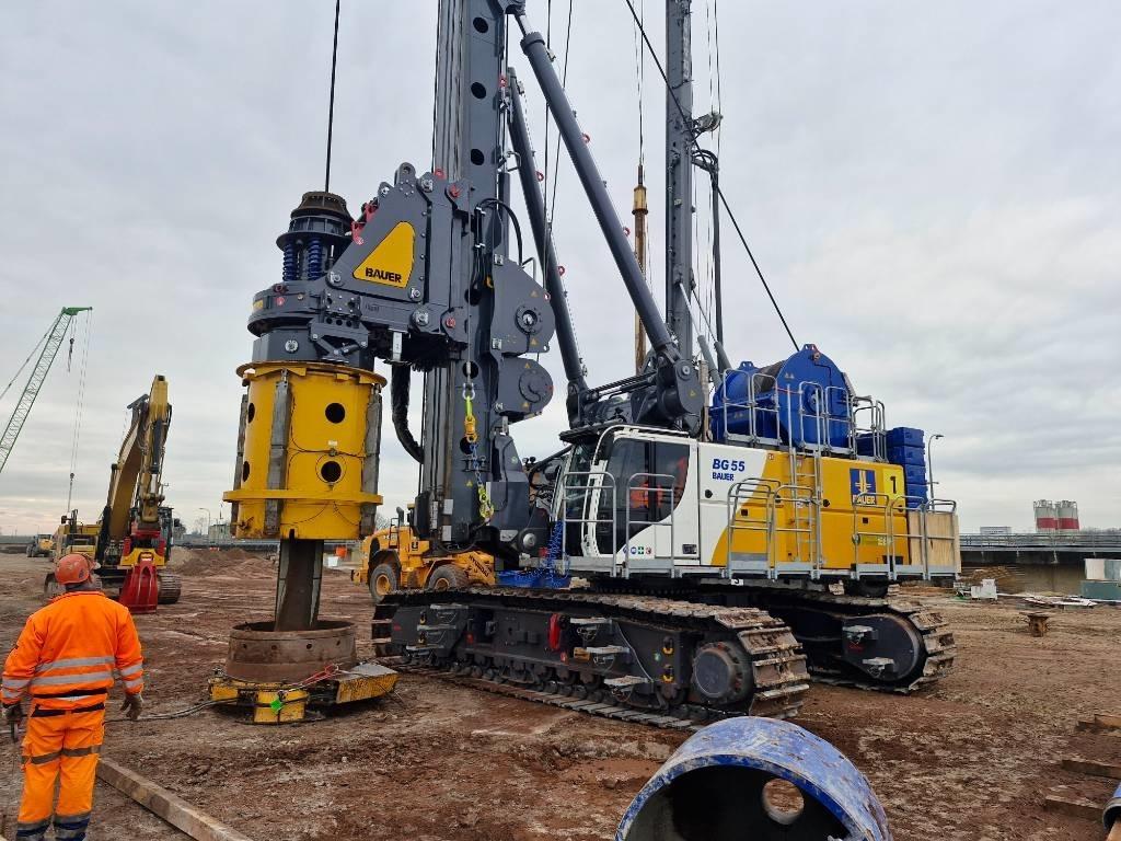 Bauer BG 55 V Drilling rigs