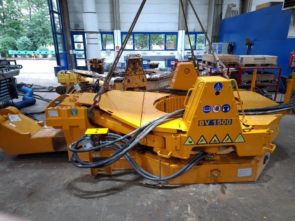 Bauer Verrohrungsanlage BV 1500 HD9 Drilling rigs