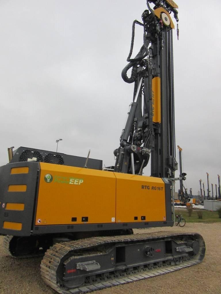 Bauer / RTG RG 16 T Piling rigs